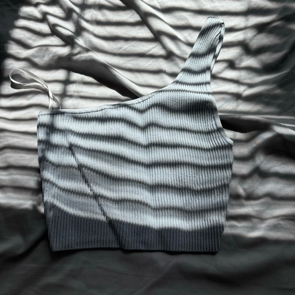 Aritzia Babaton One Shoulder Top